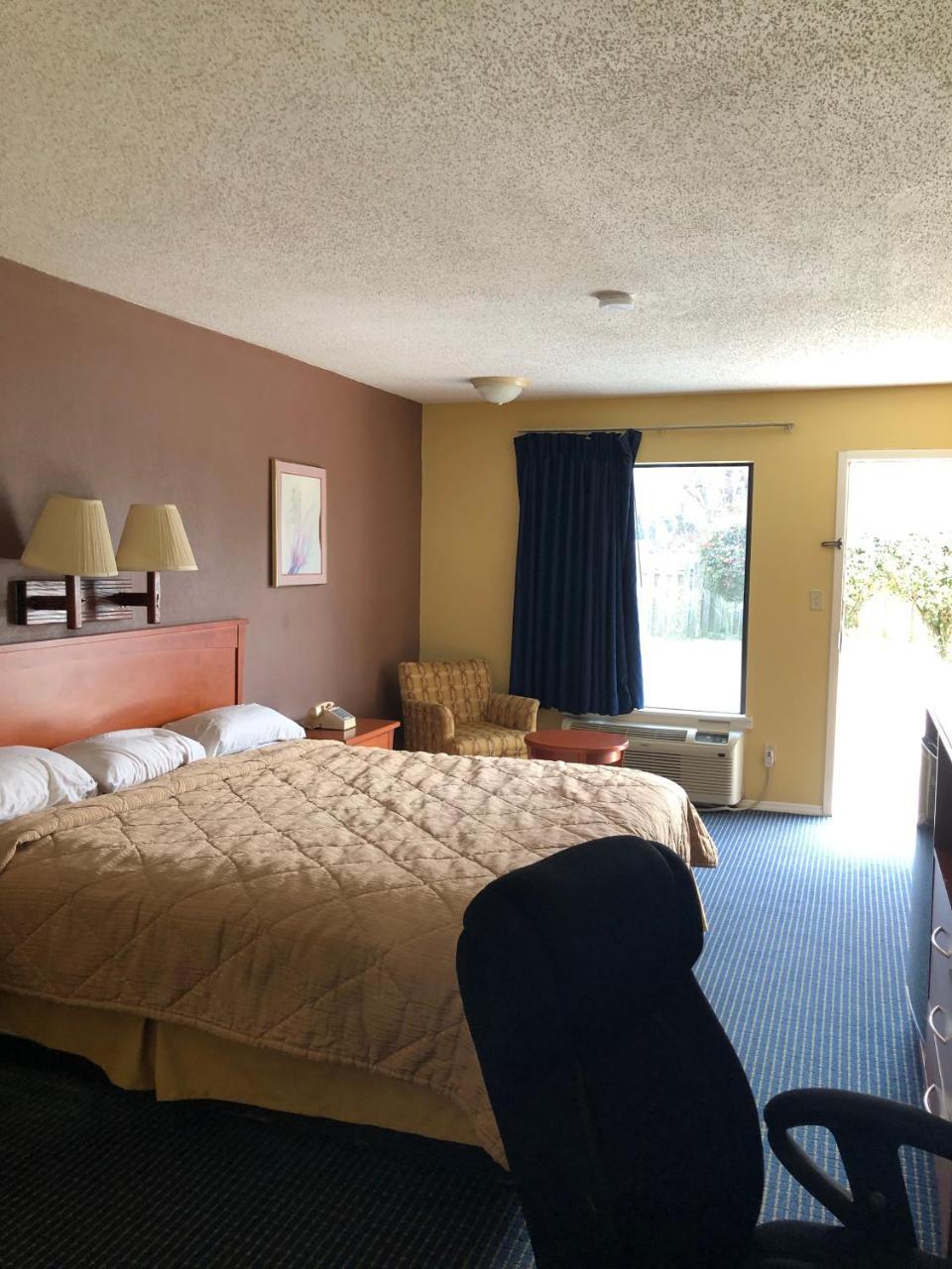 Americas Best Inn - Savannah Georgetown Bagian luar foto