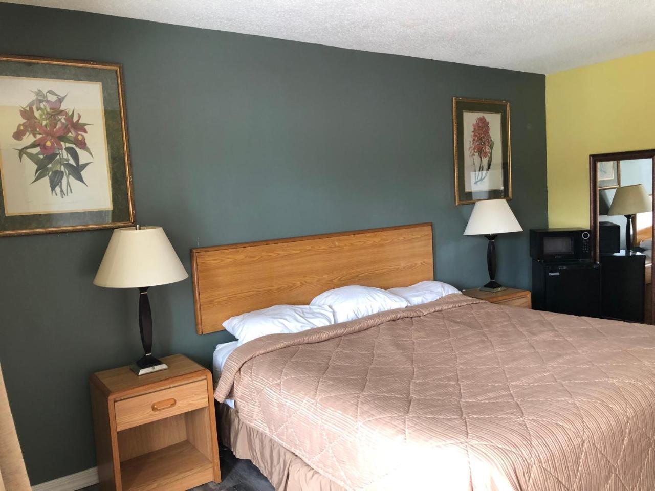 Americas Best Inn - Savannah Georgetown Bagian luar foto