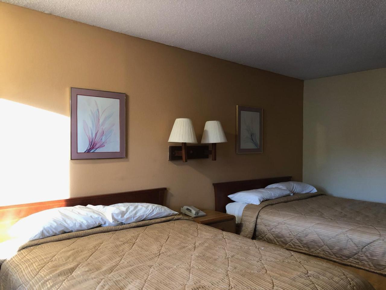Americas Best Inn - Savannah Georgetown Bagian luar foto
