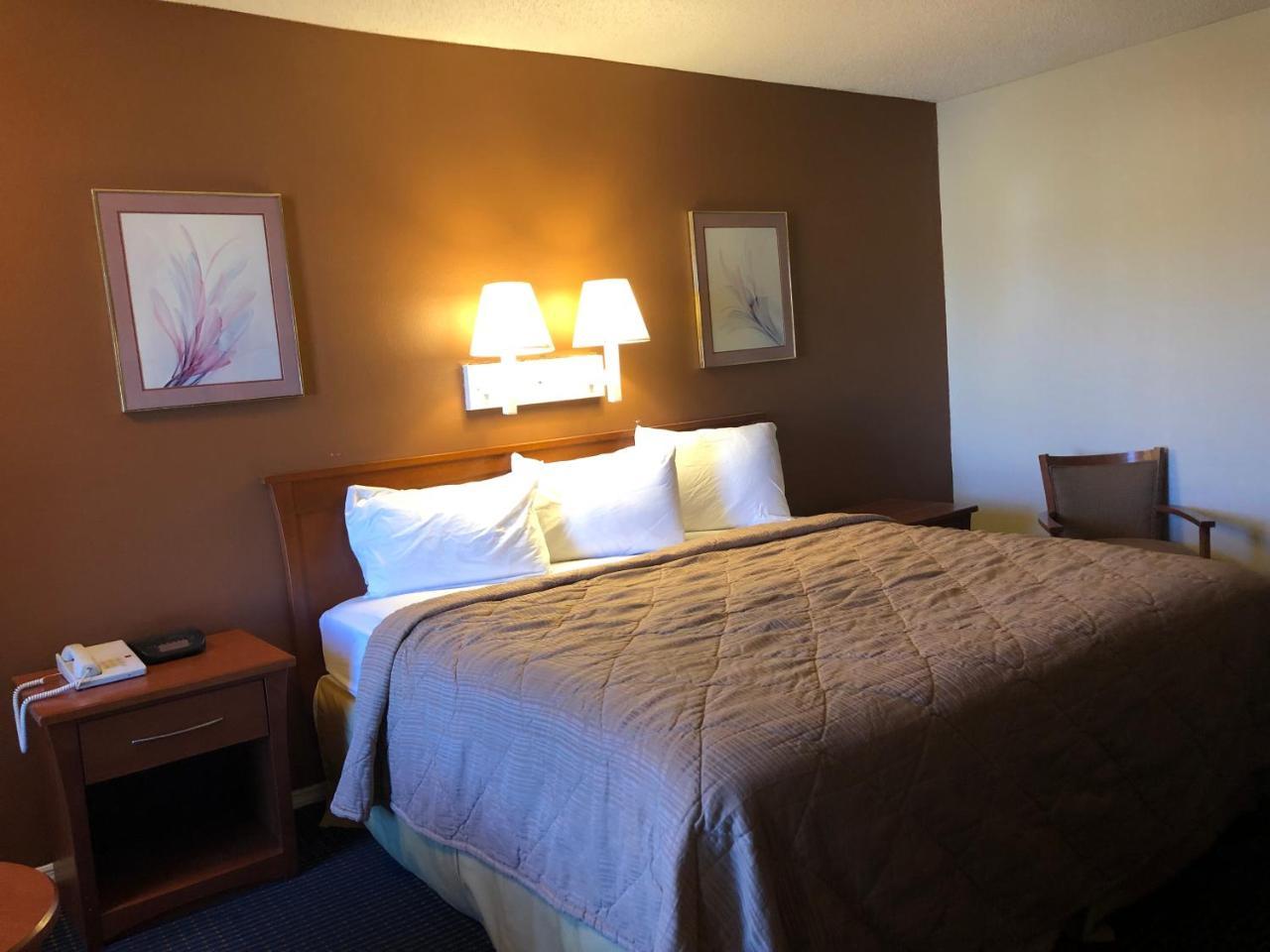 Americas Best Inn - Savannah Georgetown Bagian luar foto